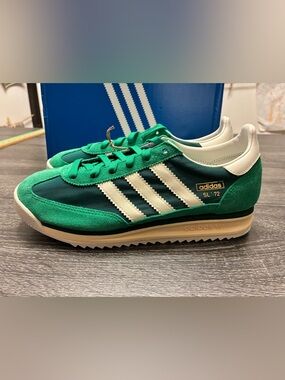 ⚡️NWT adidas SR 72 RS J Retro Green and White Women's Sneakers 6.5